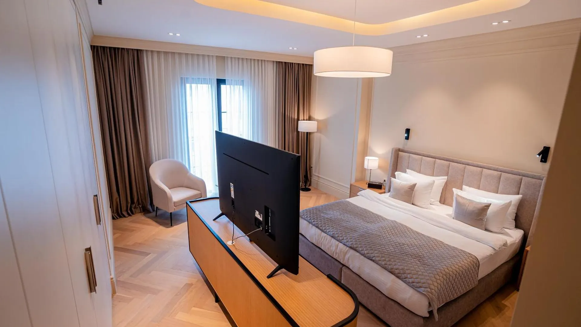 Four Seasons Apartments Baku