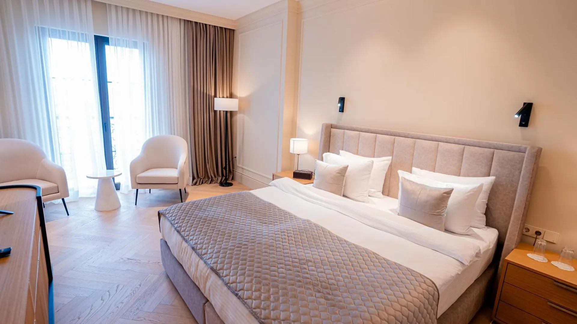 Four Seasons Apartments Baku