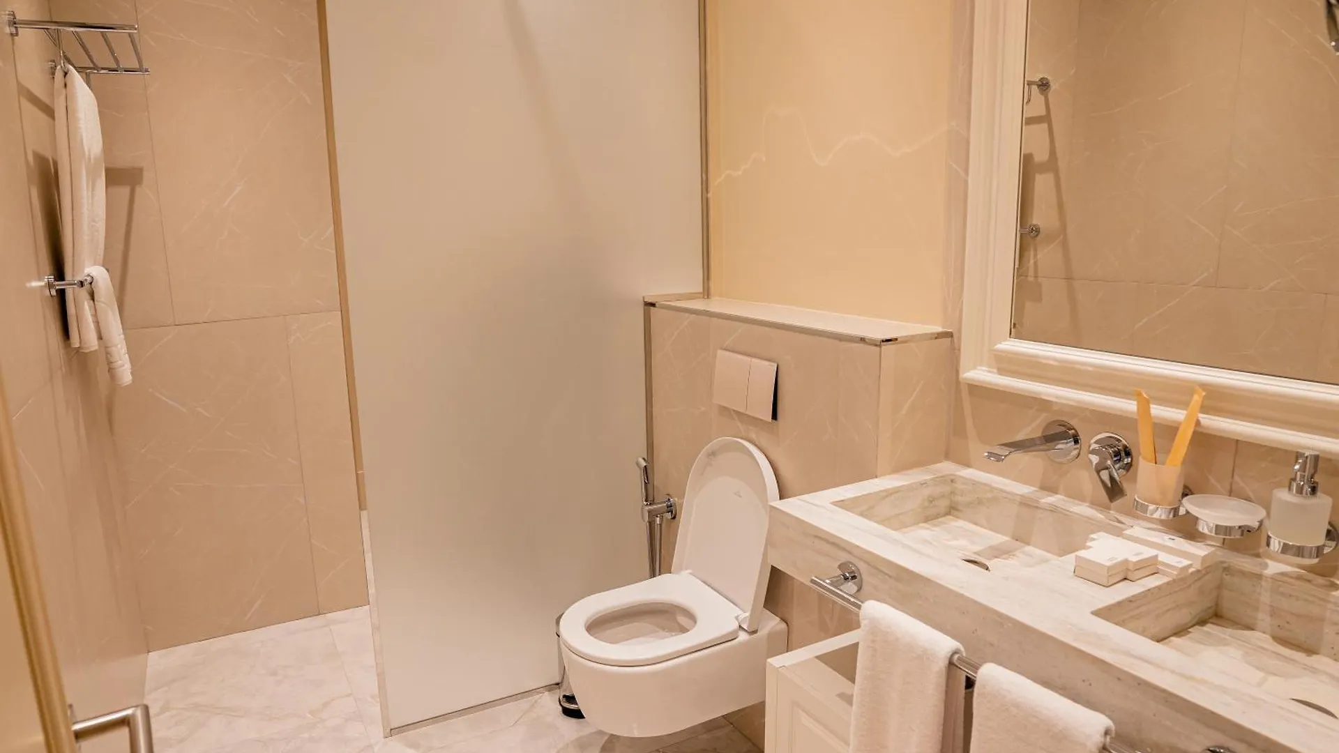 Four Seasons Apartments Baku