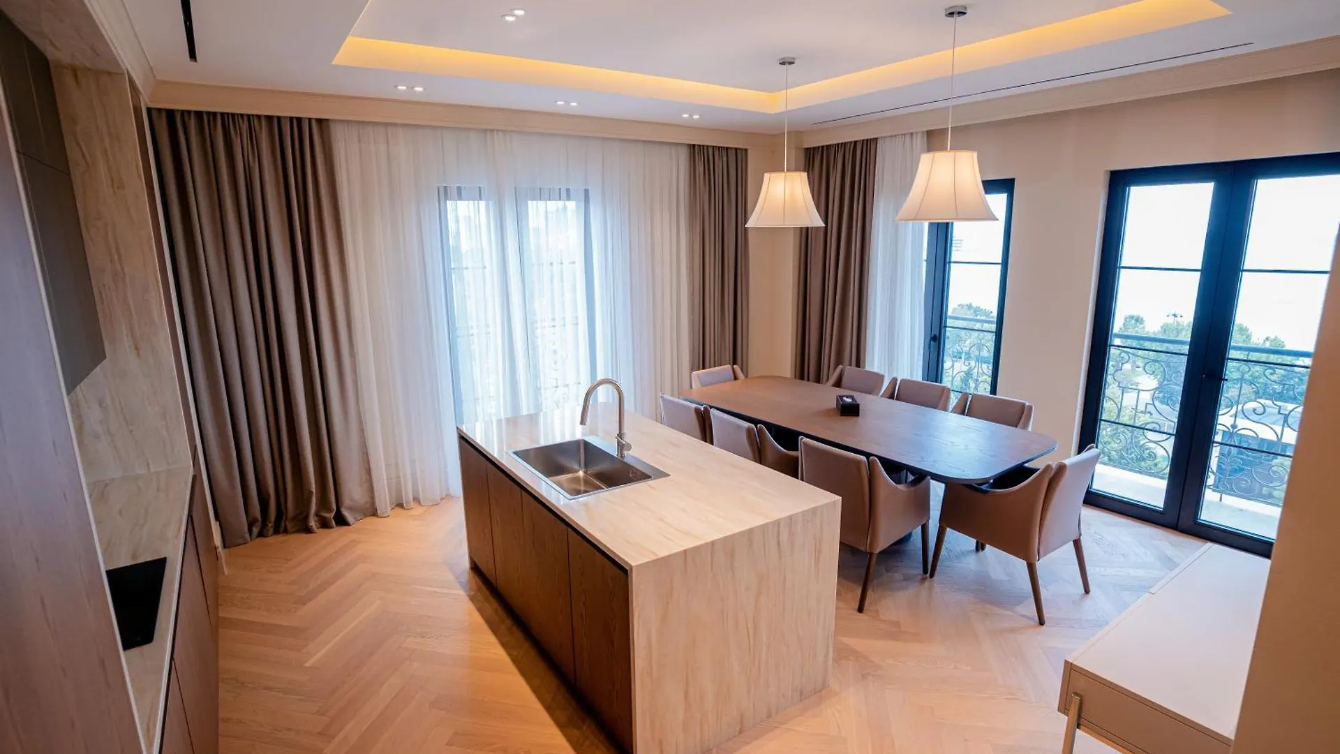 Four Seasons Apartments Baku