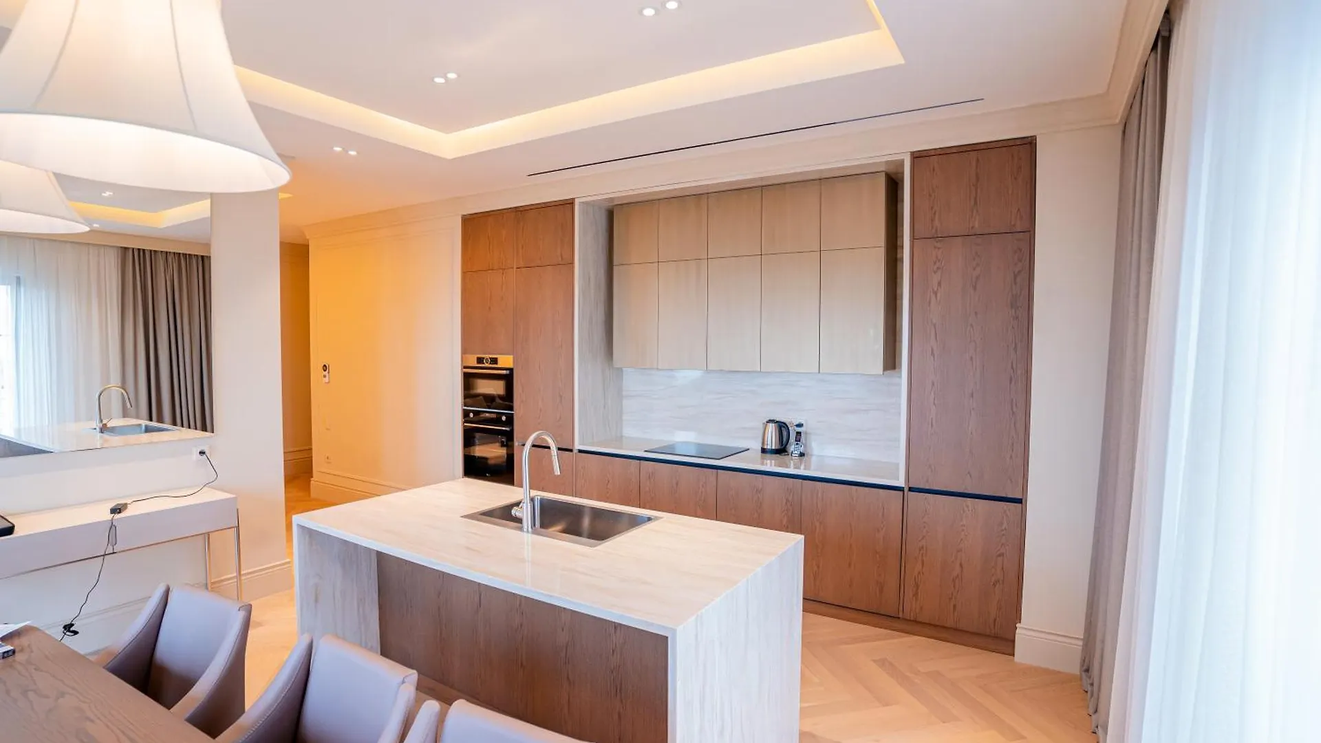 Four Seasons Apartments Baku