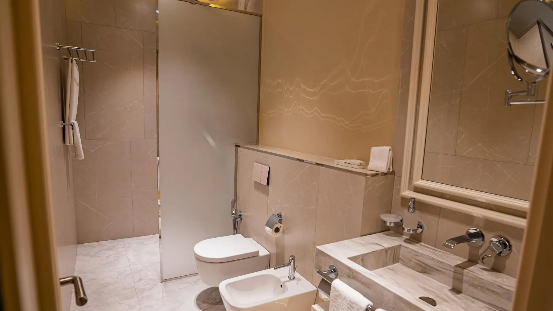 Four Seasons Apartments Baku