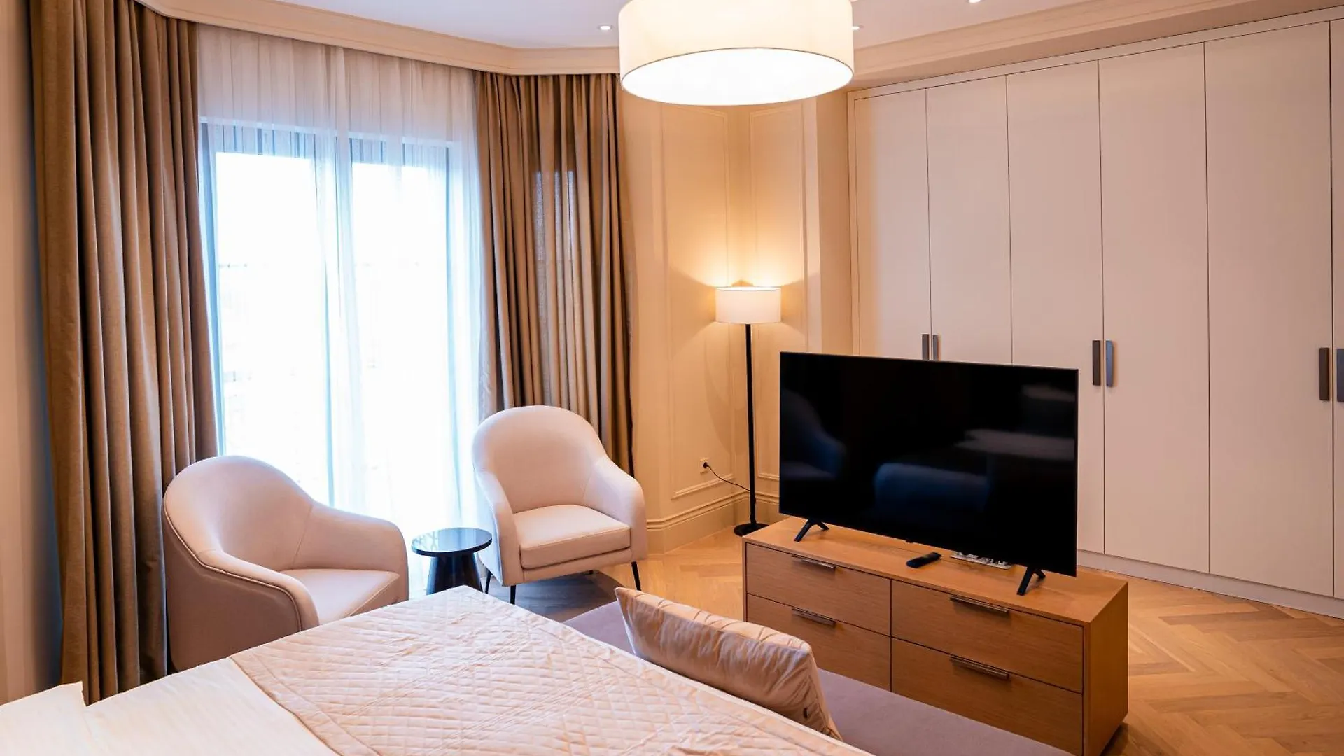 Four Seasons Apartments Baku