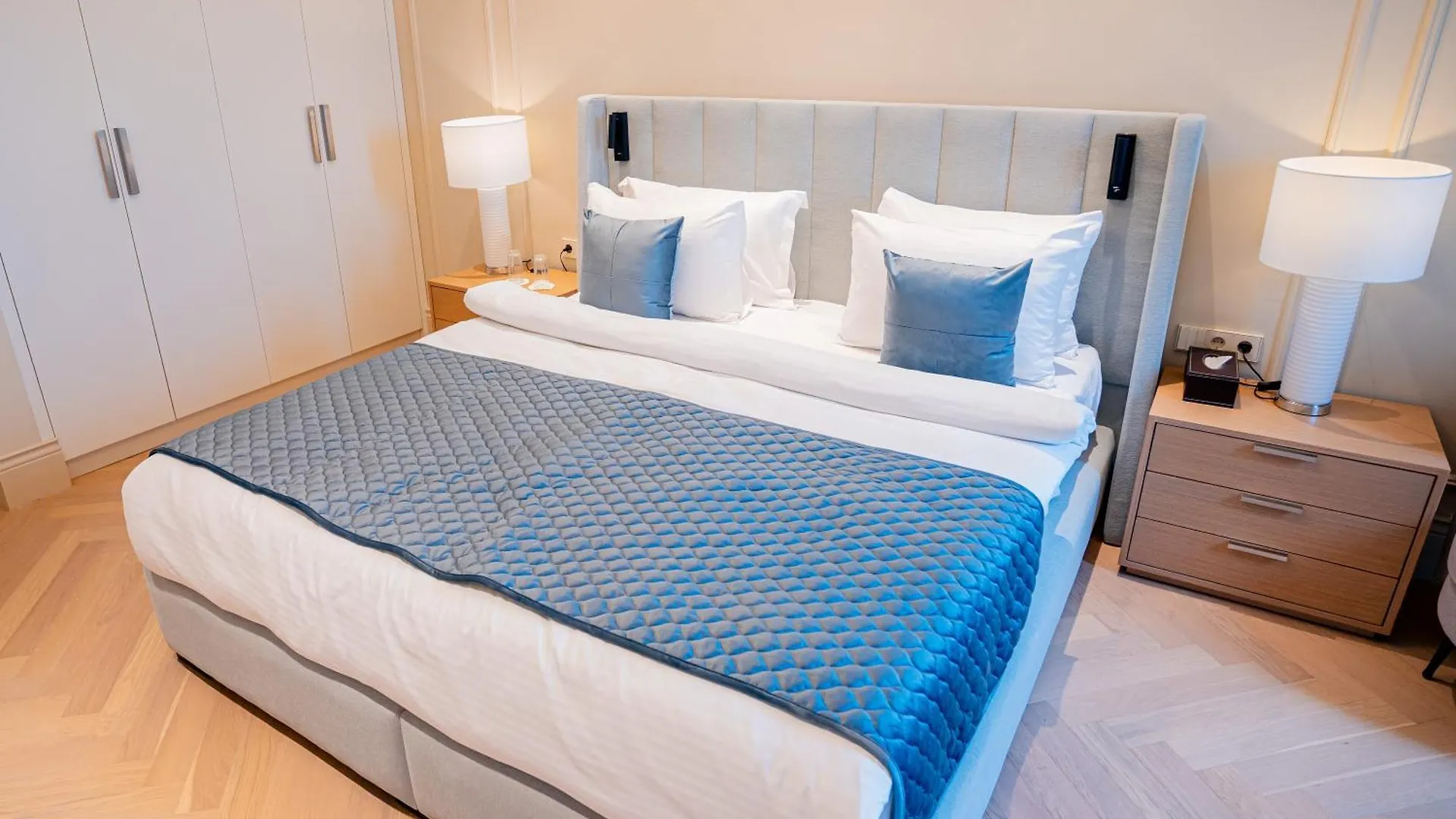 Four Seasons Apartments Baku