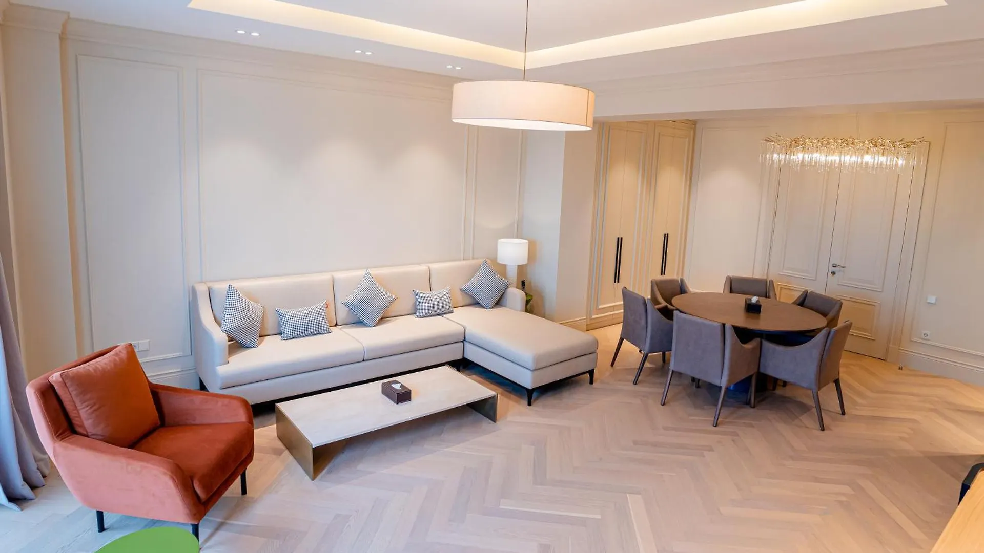 Four Seasons Apartments Baku 0*,